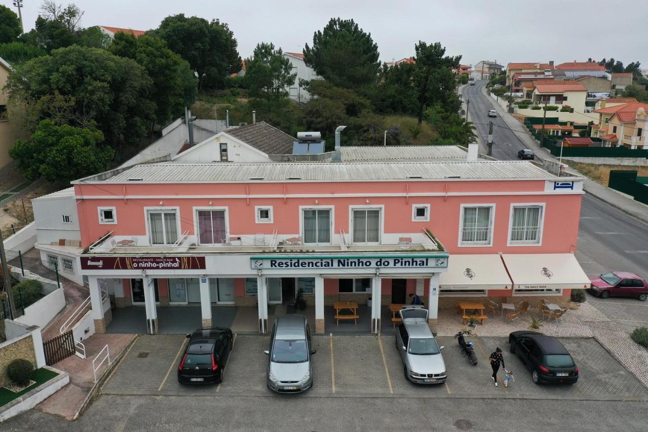 Residencial O Ninho Do Pinhal Hotel Bombardeira Ngoại thất bức ảnh