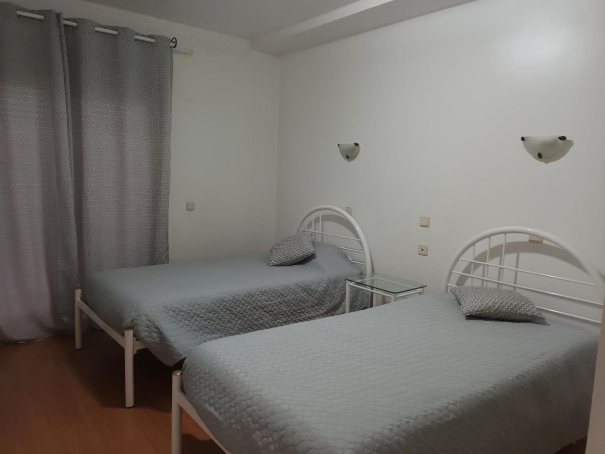 Residencial O Ninho Do Pinhal Hotel Bombardeira Ngoại thất bức ảnh